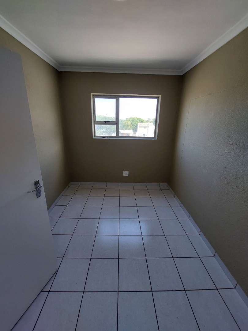 To Let 2 Bedroom Property for Rent in Claremont Western Cape